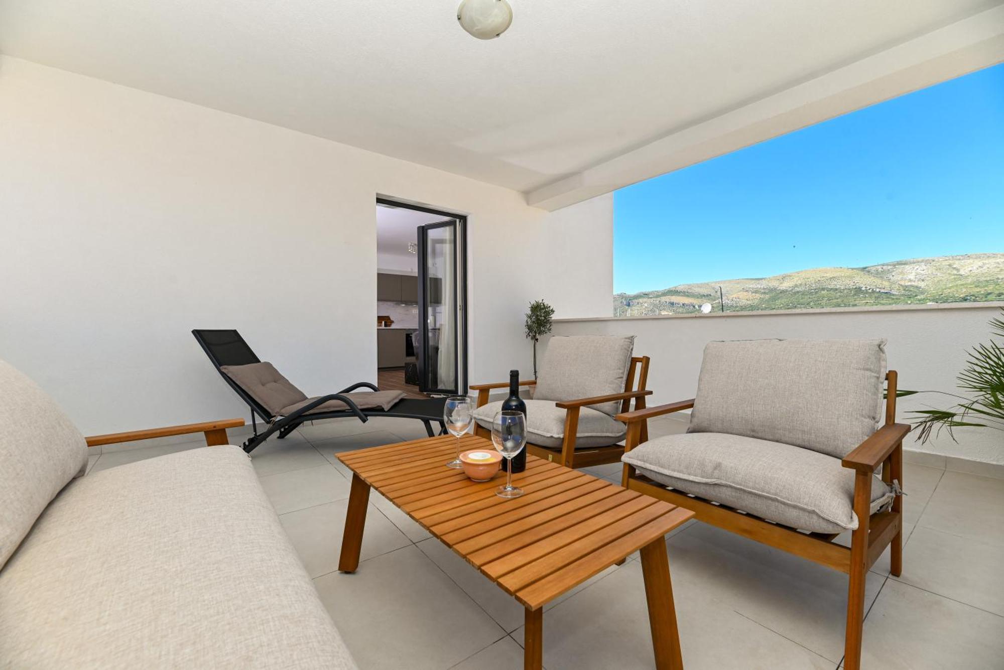 Downtown Apartments Maar Trogir Exterior photo